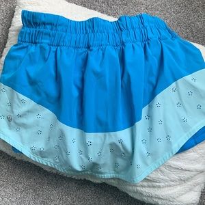 Lululemon shorts Size 6